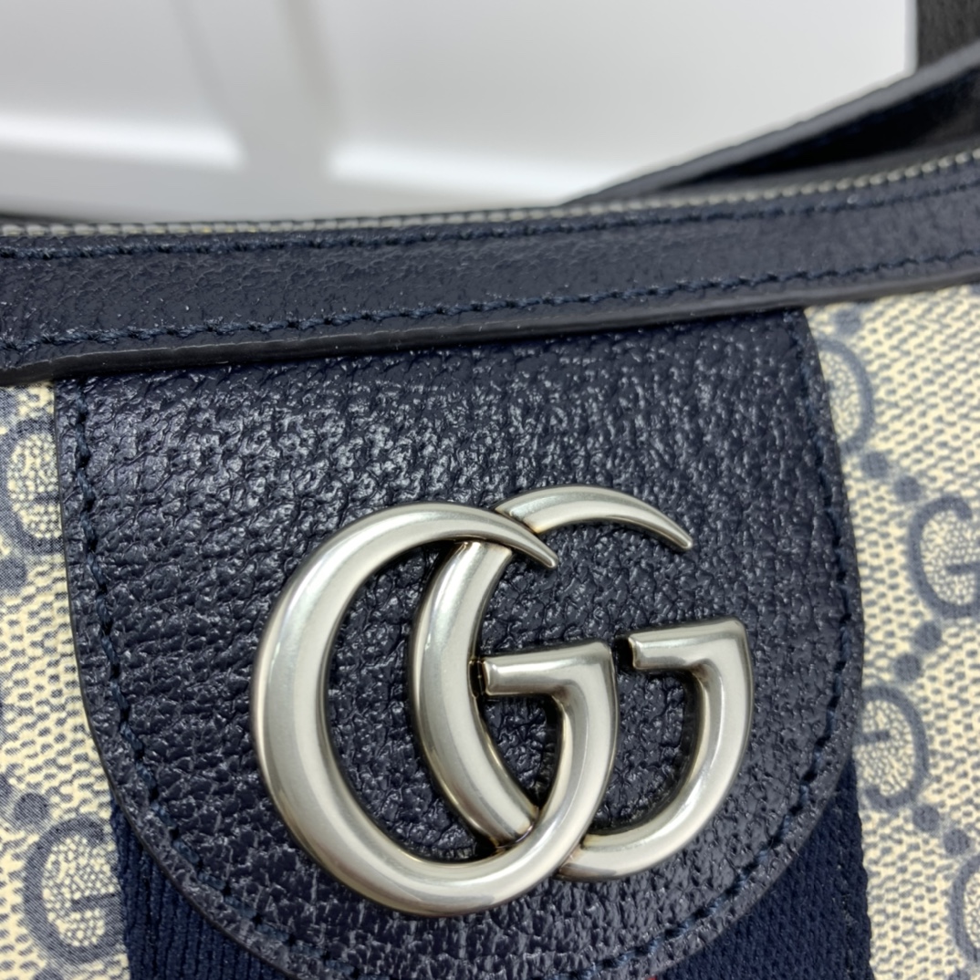 Gucci Hobo Bags